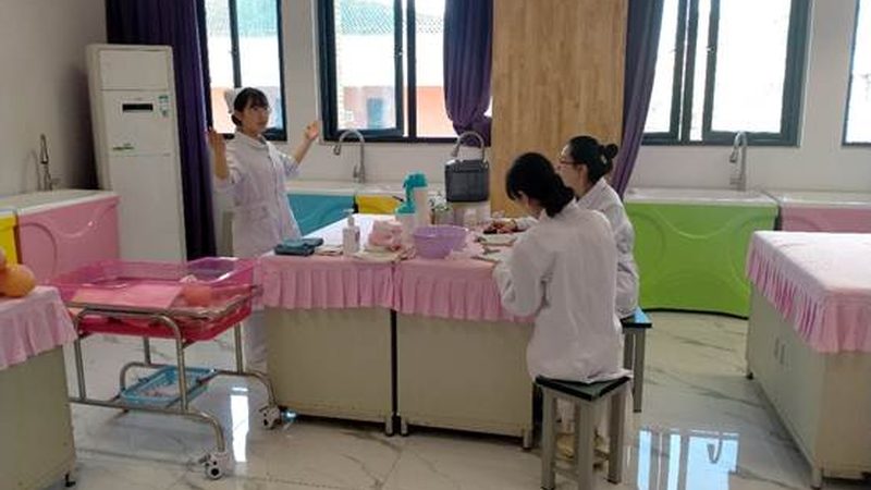 小标题：水温对婴儿皮肤的影响