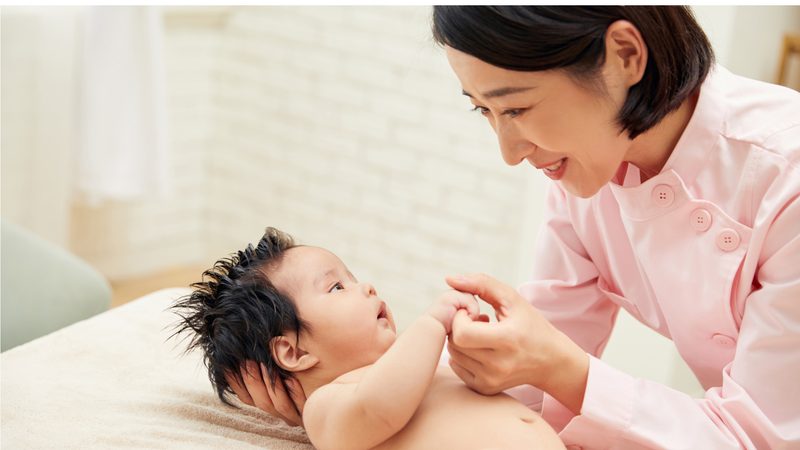 成都育儿嫂价格揭秘：如何避免高价陷阱**