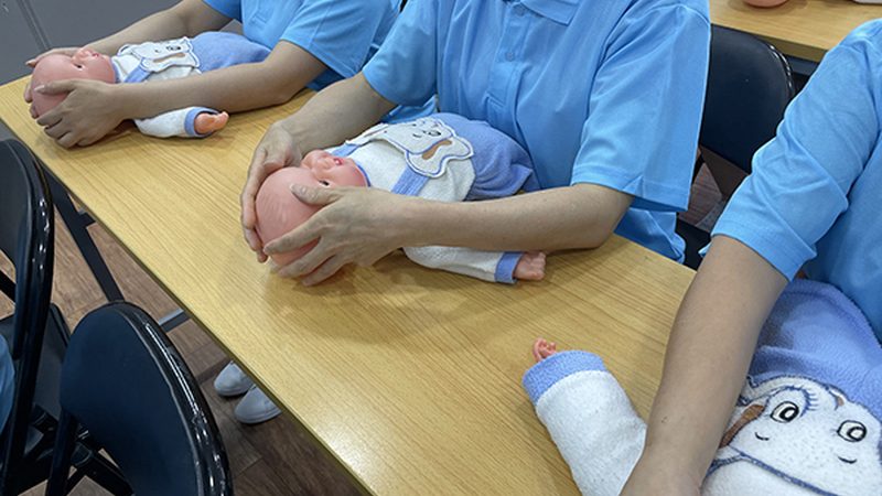 目前市场上小儿推拿仪器种类繁多，主要分为以下几类：